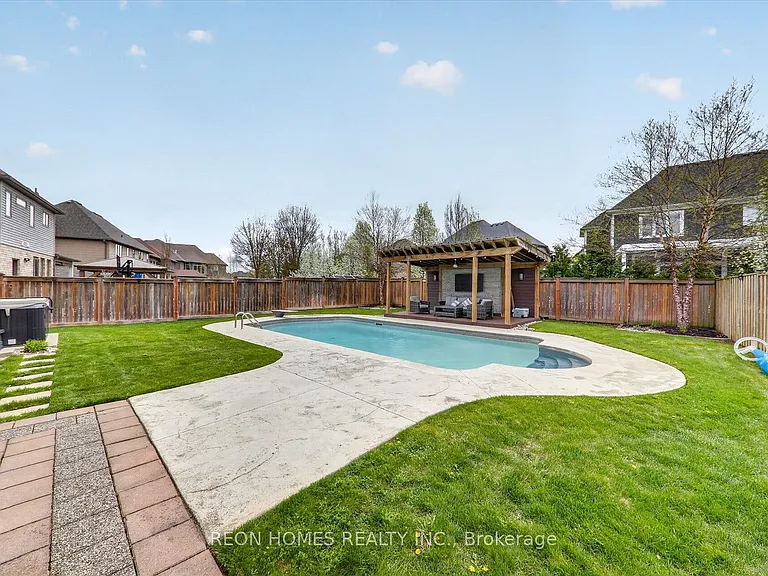 2192 Callingham Dr — Photo 31