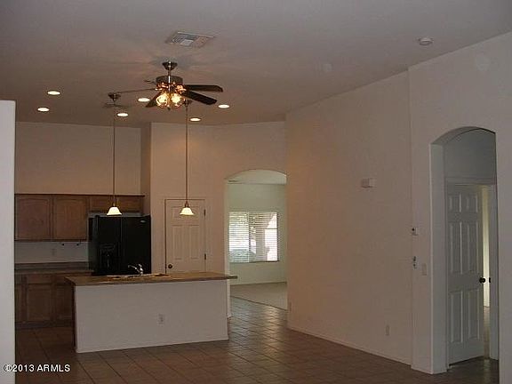 2nd image of 959 E Heather Dr