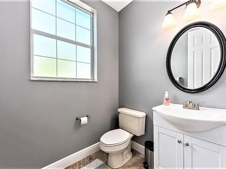 4321 Savannah Bay Pl — Photo 10