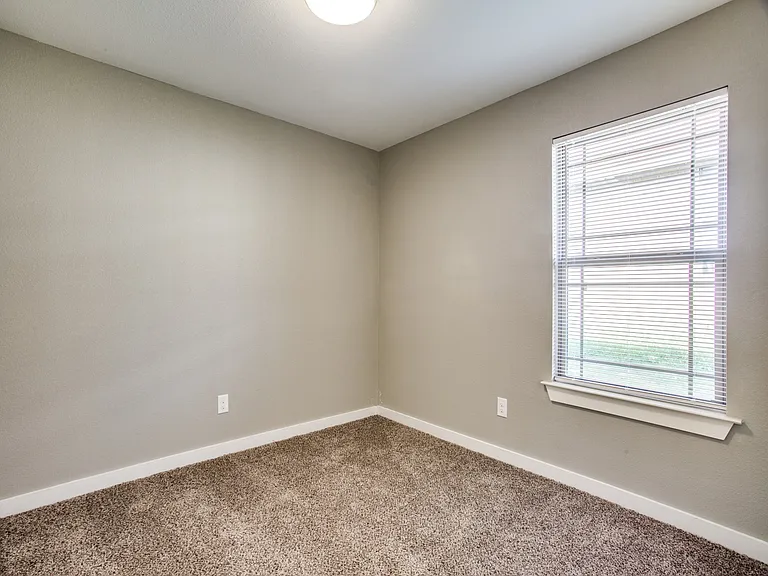 8106 Tanner Ave #8106 — Photo 9