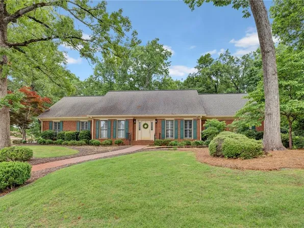 1140 Azalea Cir SE, Conyers, GA 30013