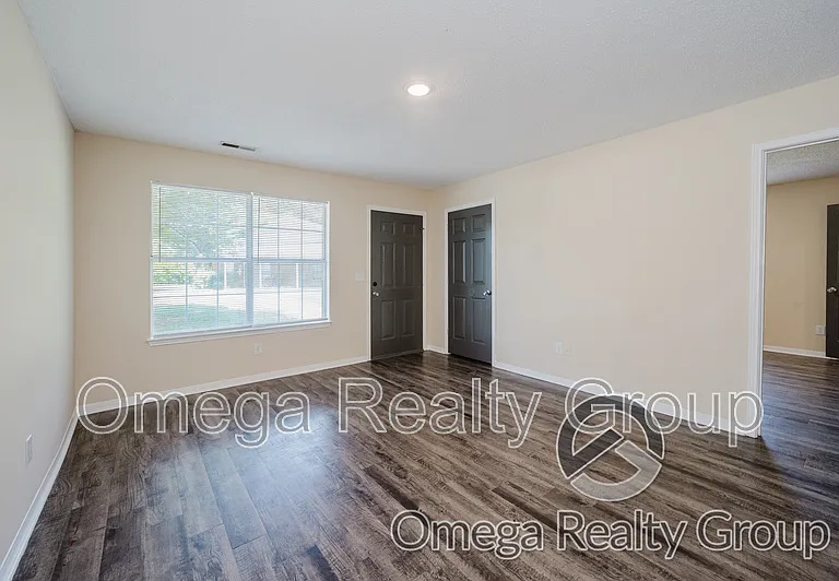 40 Ratliff St #13 — Photo 4