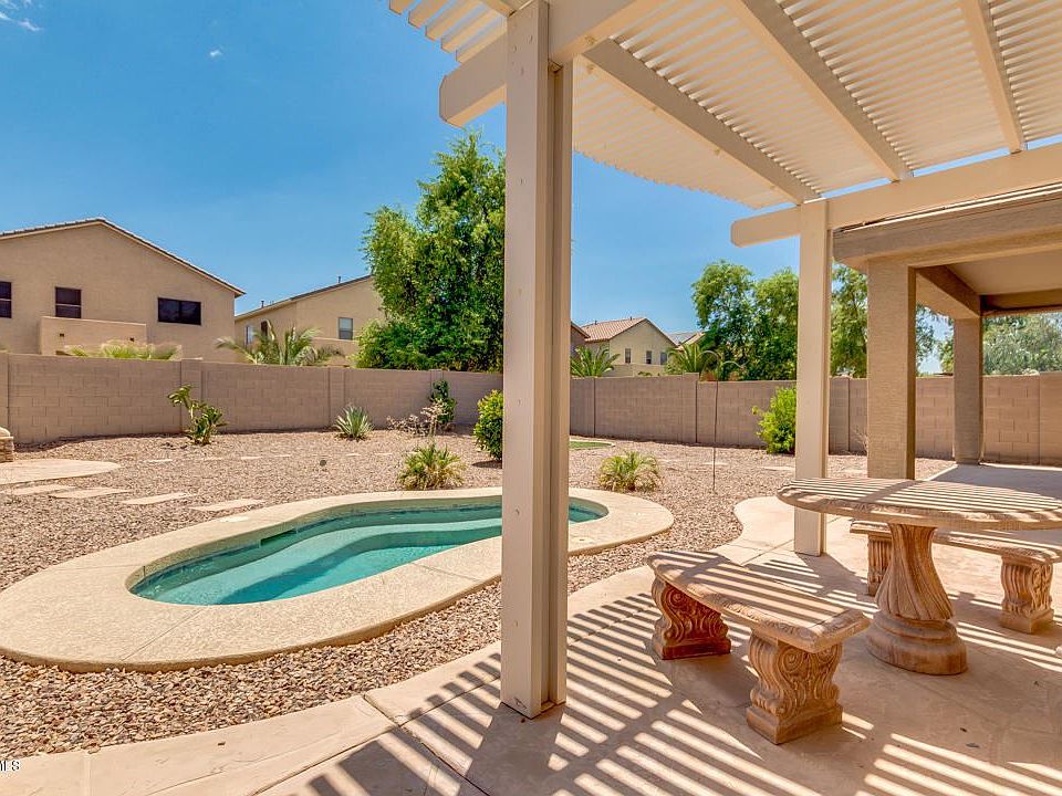 1st image of 44313 W Yucca Ln