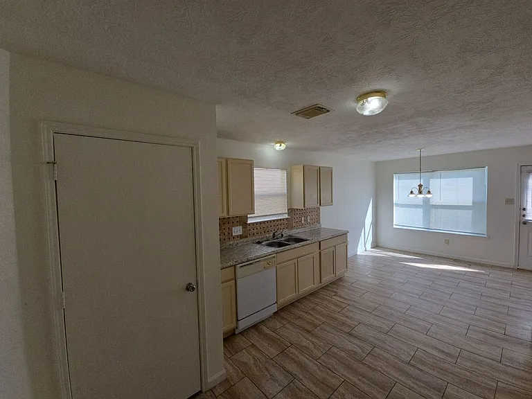 21802 Westfield Ridge Dr — Photo 18