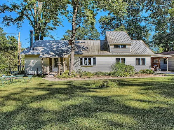 119 Redwing Dr, New Alexandria, PA 15670