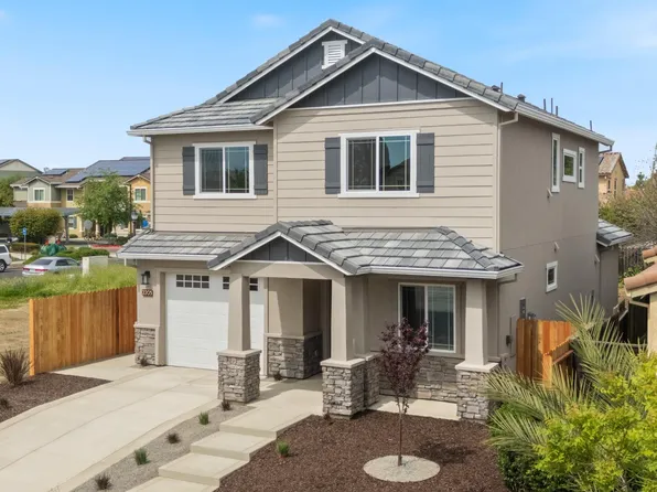 2205 Armus St, Woodland, CA 95776