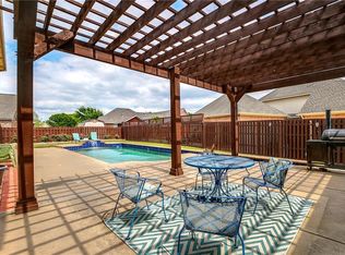 1310 Stillwater Cove Dr, Little Elm, TX 75068