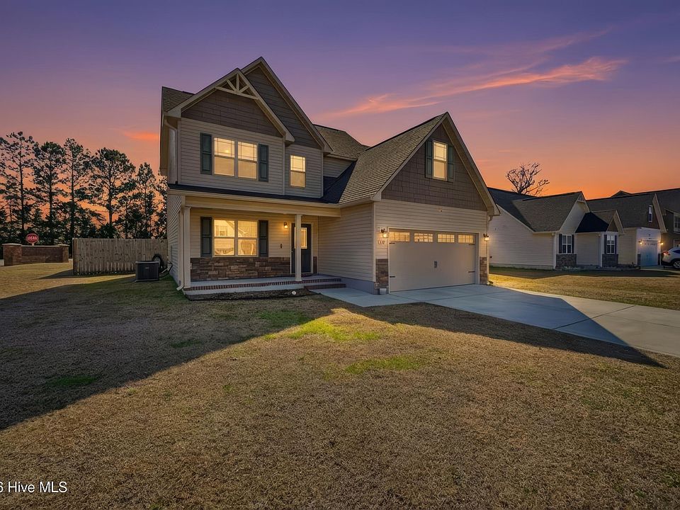 1st image of 232 Holly Grove Court E