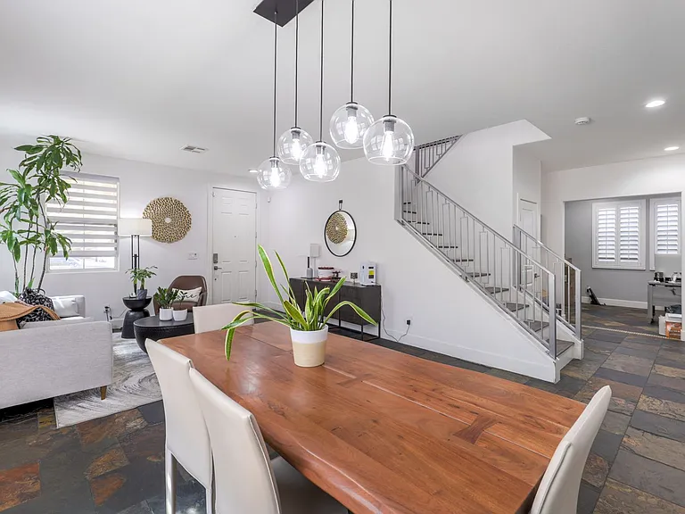 6982 Grand Junction Ave — Photo 4