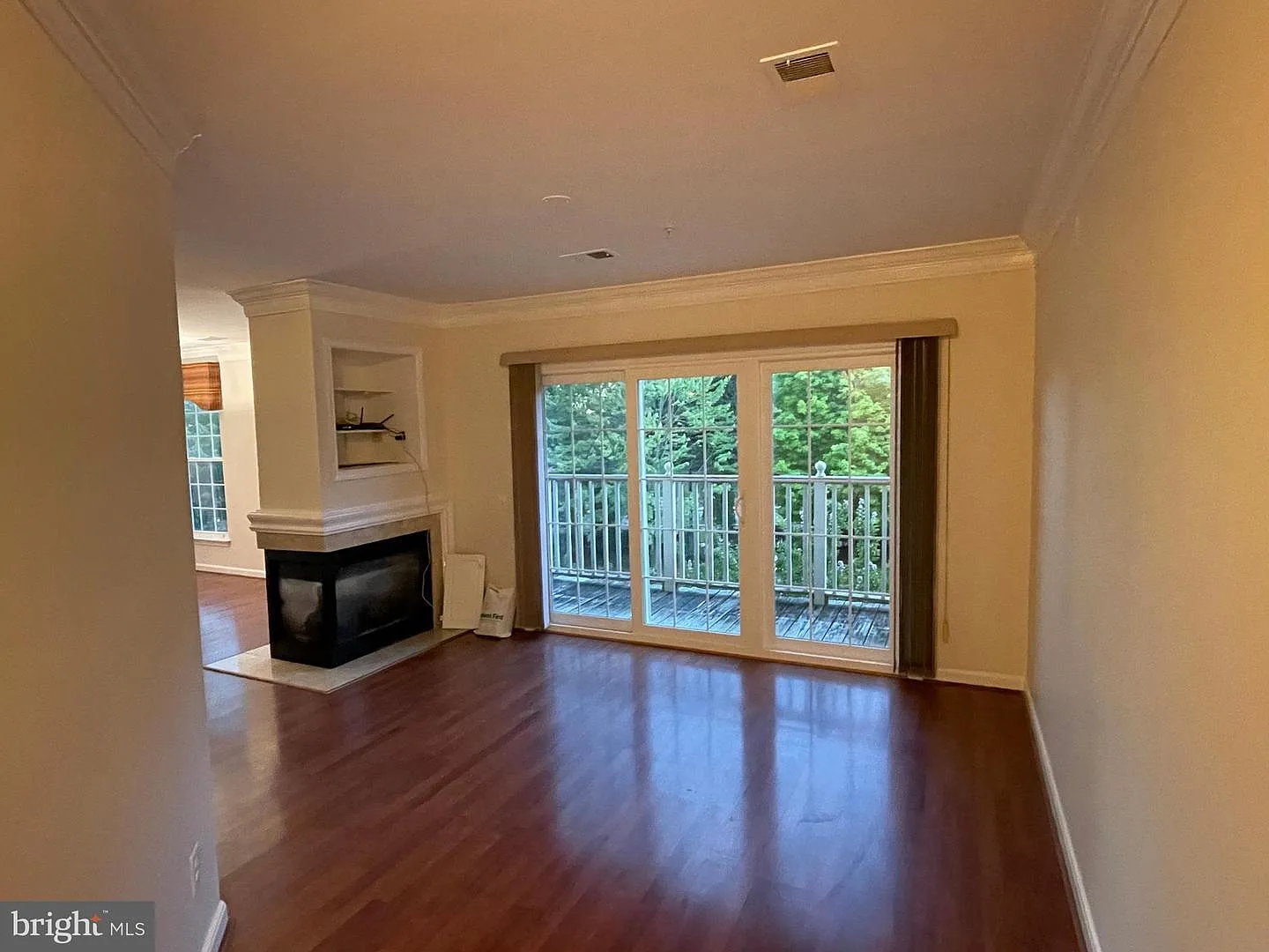 2 bed, 1208 sqft, $2,950 — Photo 2