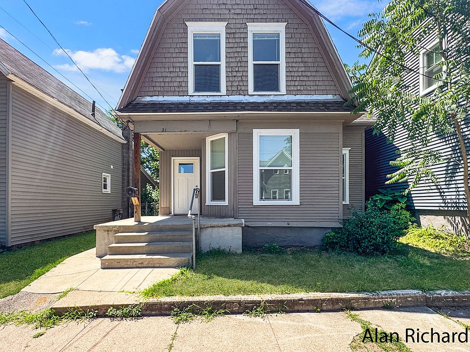 1st image of 21 Gold Ave NW