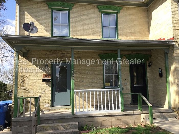 1st image of 228 Margaret St #1