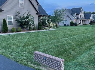 4621 Blackberry Ln, Bowling Green, KY 42104