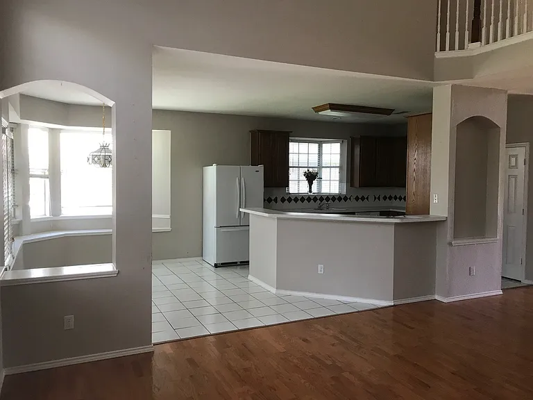 7901 Constitution Dr — Photo 5