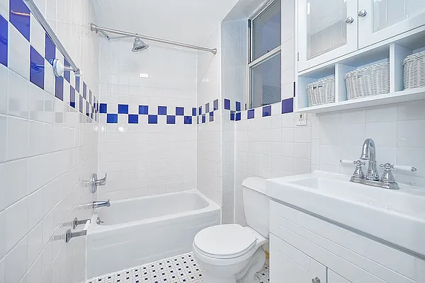 Rented by Keller Williams NYC | media 22