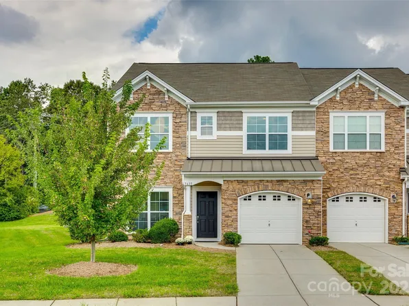 5635 Tipperlinn Way, Charlotte, NC 28278