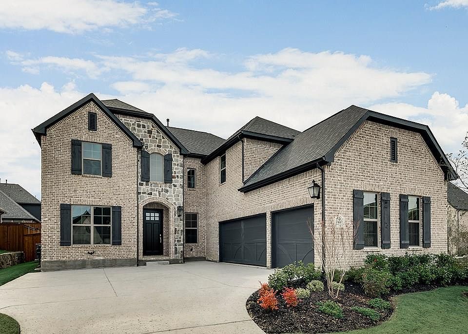 1st image of 105 Driscoll Ln