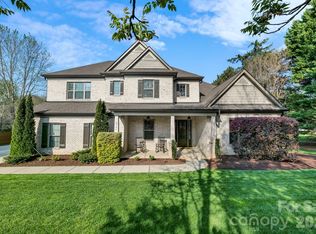 8721 Armstrong Park Dr, Charlotte, NC 28277