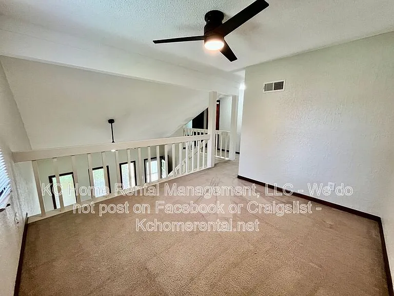 3868 SW Harbor Dr — Photo 26