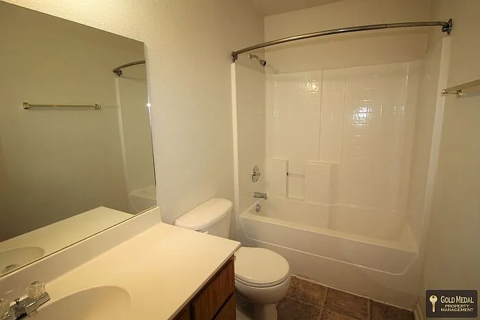 401 West Ave E #B — Photo 13