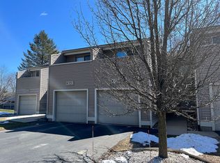3647 E Meadows Ct, Okemos, MI 48864