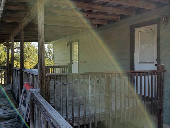 2nd image of 426 Cardinal Dr