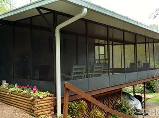 595 Dan Mar Rd, Franklin, NC 28734