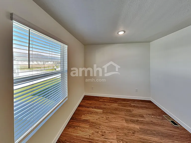 3571 N Caitlyn St — Photo 17