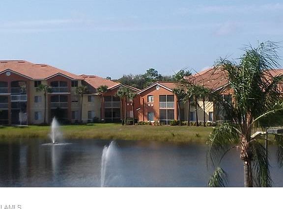 3rd image of 6450 Aragon Way APT 107