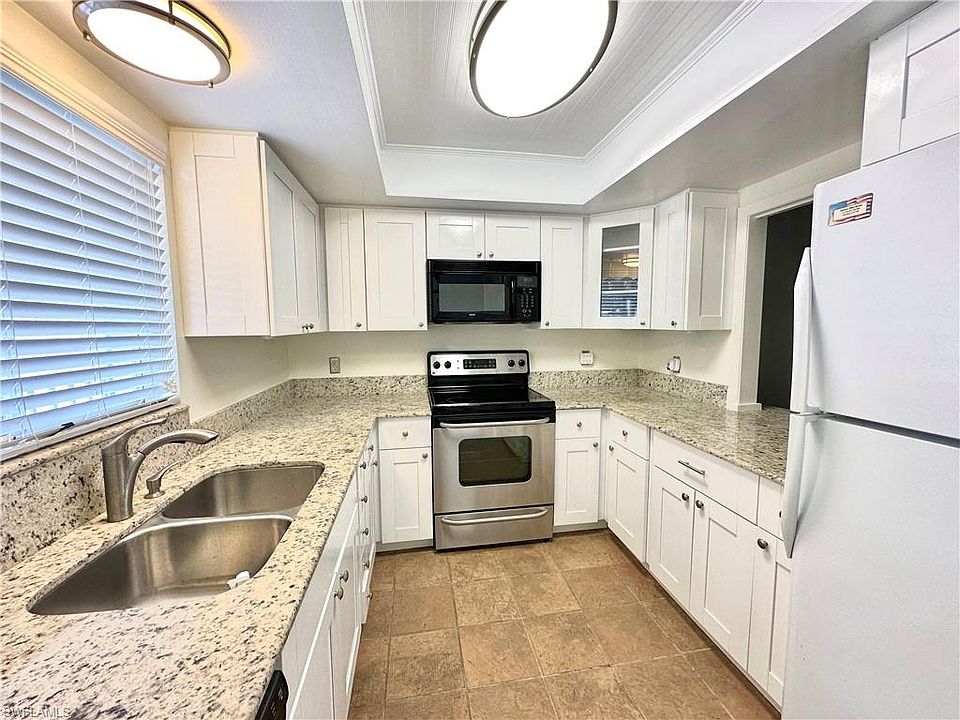 5651 Rattlesnake Hammock Rd APT 202C, Naples, FL 34113 Zillow