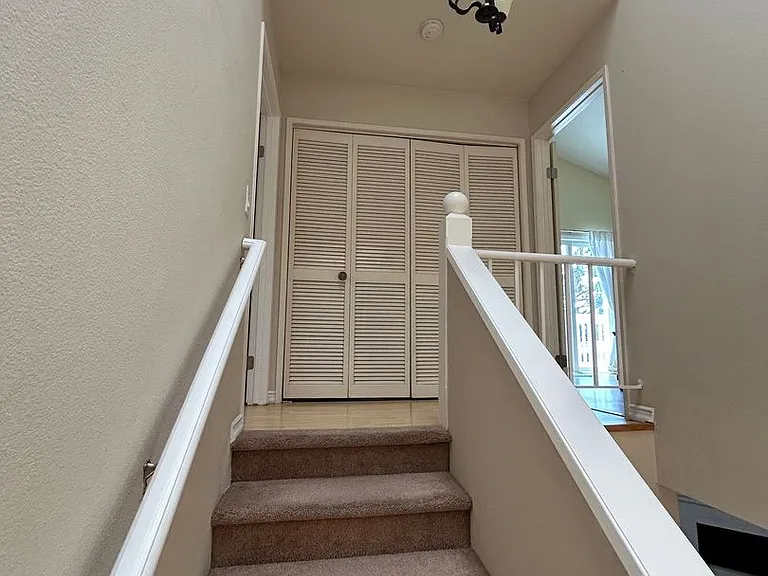 2512 Santa Ana Ave — Photo 6