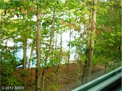 Feel waterfront living!