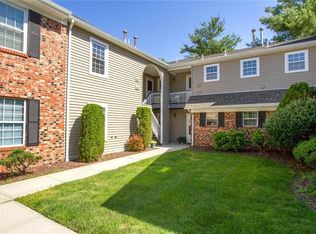 98 Neilly Ct #98, Old Bridge, NJ 08857