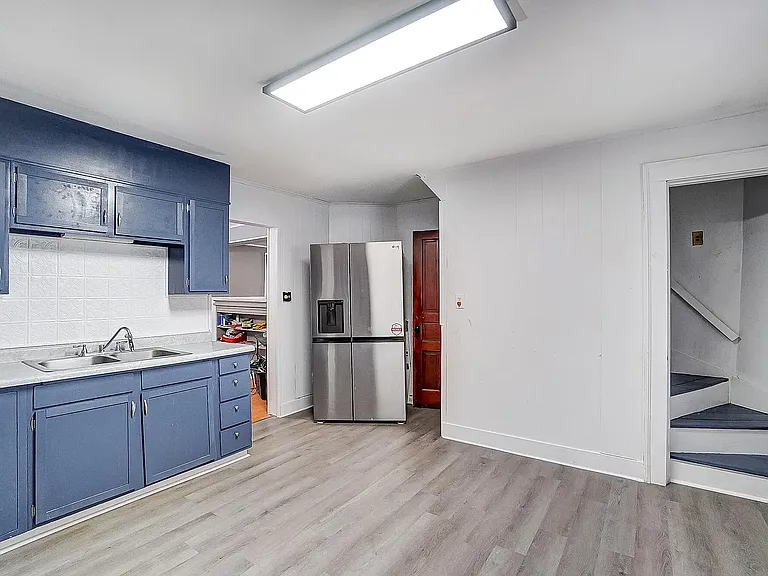1407 Mound St — Photo 7