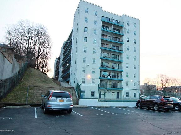 2nd image of 20 Cliff St APT 9B