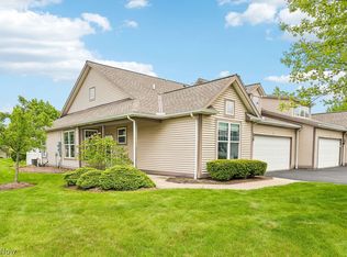 2171 Southampton Ln, Avon, OH 44011