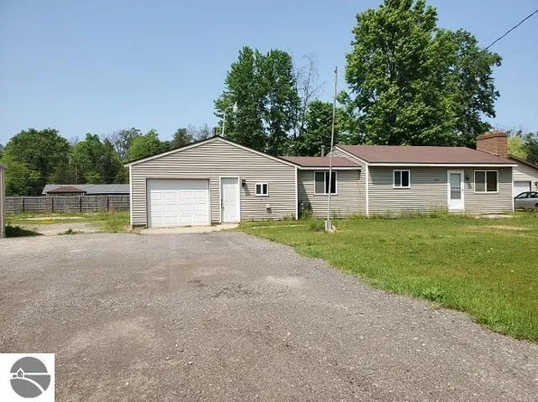 2437 Cecil Hedley Rd, Prescott, MI 48756