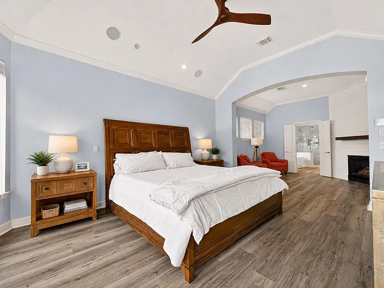 3510 Artesian Springs Ct — Photo 23