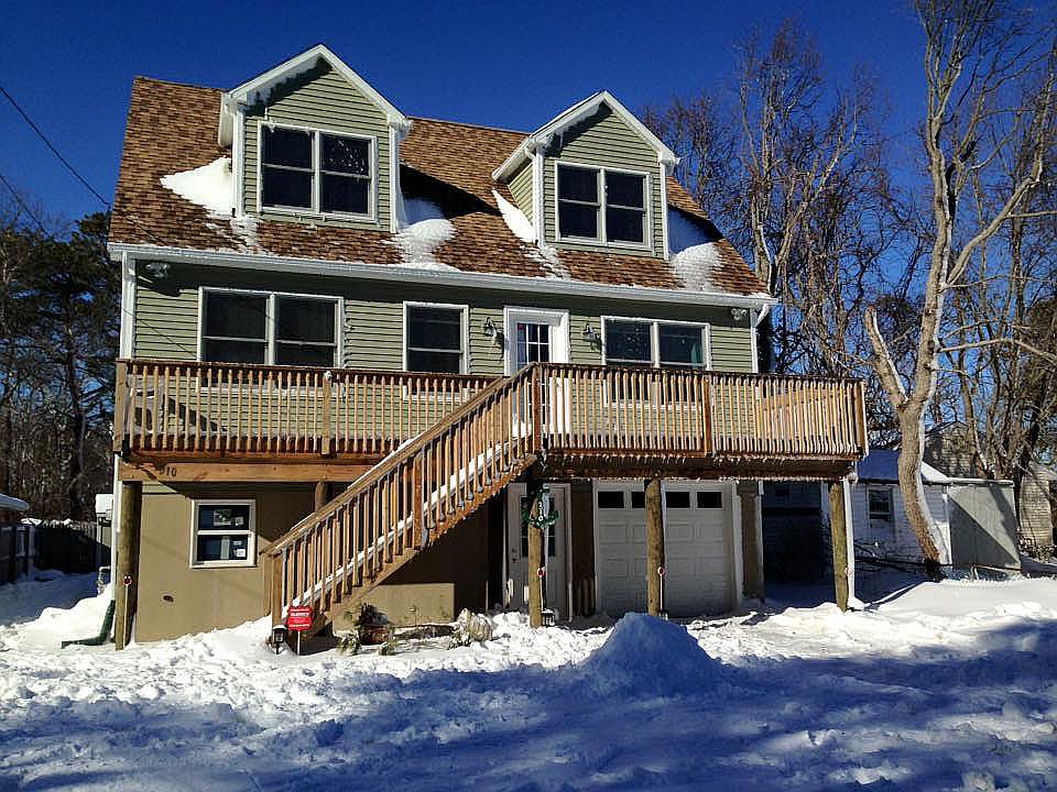 2nd image of 310 Henry Ave