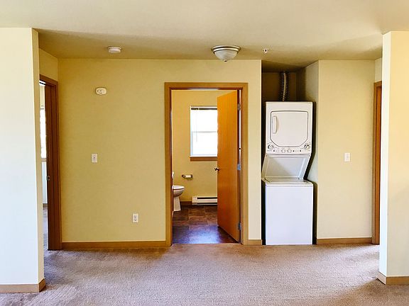 4th image of 301 N 104th St Unit 305