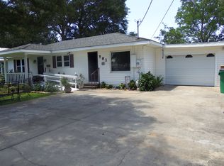 701 E Butler St, Rayne, LA 70578