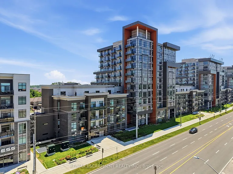 470 Dundas St E #1107 — Photo 2