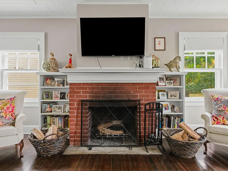 108 Hooker Ave — Photo 11