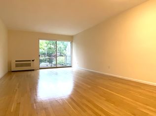 44-46 Vernon St #322, Brookline, MA 02446