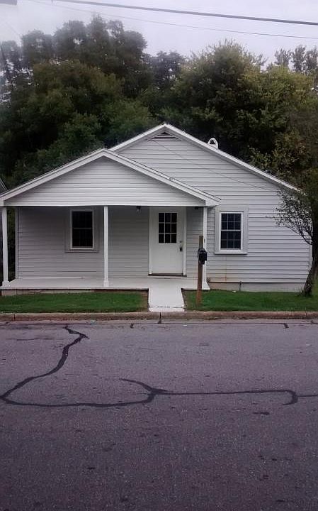 1st image of 207 Vance St