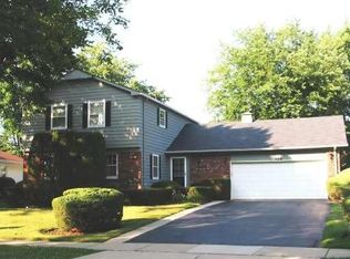 730 Shady Grove Ln, Buffalo Grove, IL 60089