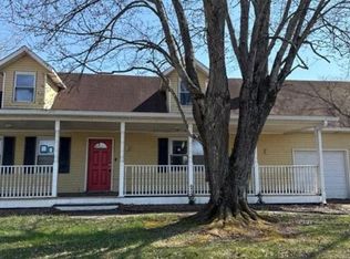516 Millwood Pl, Clarksville, IN 47129