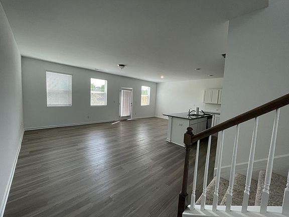 2nd image of 5765 Thornton Dr