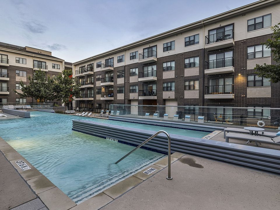 Axis 3700 Apartments in Plano, Texas