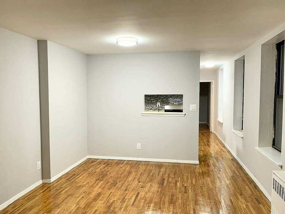 1st image of 932 Bronx Park S APT 1G